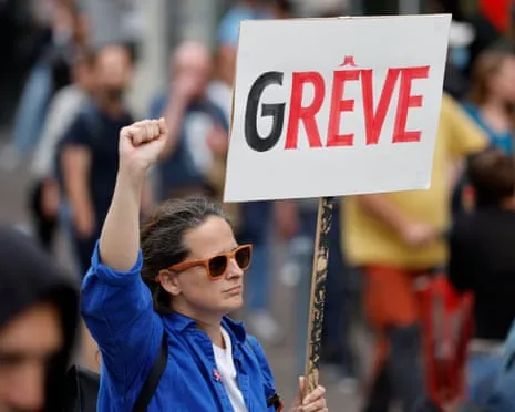 France Preparing for Major Protest Day During Worsening Governmental Turmoil